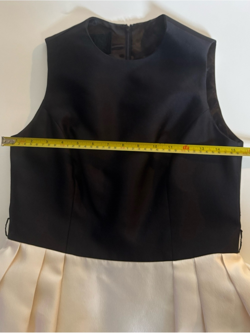 Wayne Clark Classic Evening Old  Hollywood Black and Ivory Dress Size 8 - Picture 6 of 10